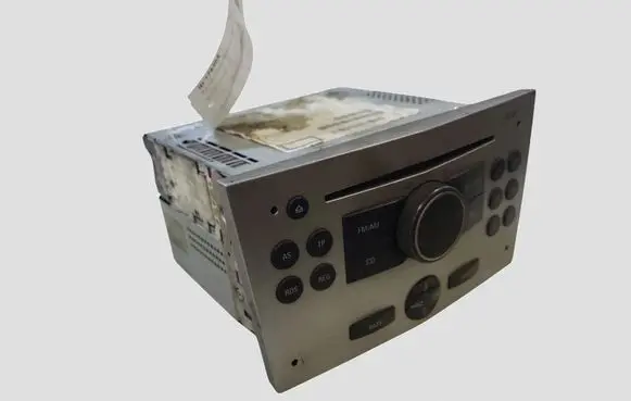 Opel Zafira B Radio/CD/DVD/GPS head unit 13190857