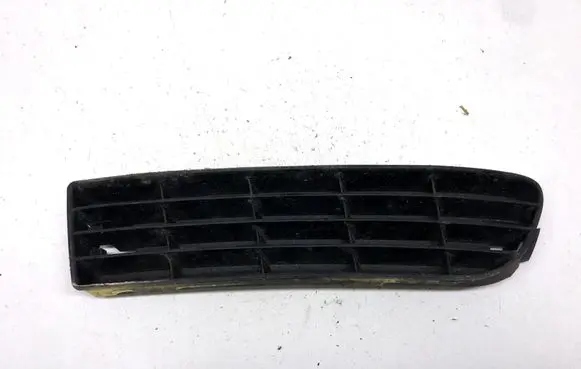 Audi A6 S6 C4 4A Front bumper lower grill 4A0807345J