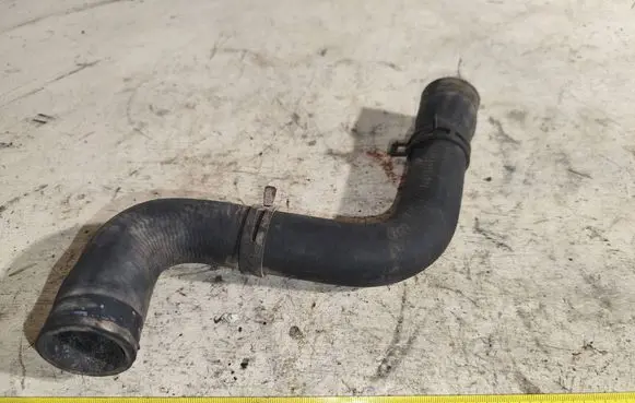 Ford Galaxy Engine coolant pipe/hose