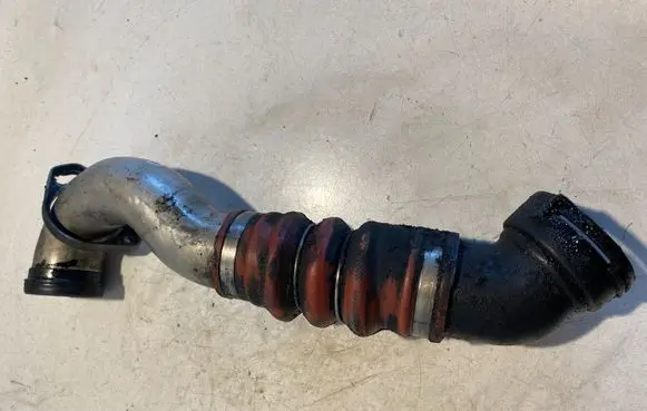 BMW 7 E65 E66 Intercooler hose/pipe