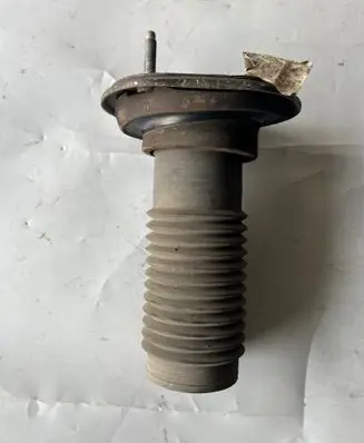 Dodge Durango III Coil spring mount 