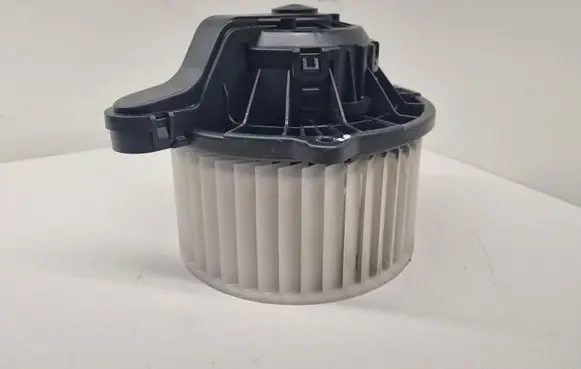 Hyundai i30 Heater fan/blower F00S3B2474 131228