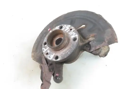 Renault Megane II Front wheel hub spindle knuckle