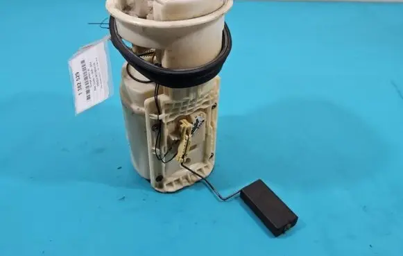 Seat Toledo II (1M) In-tank fuel pump 1J0919051H IMPRK1382529