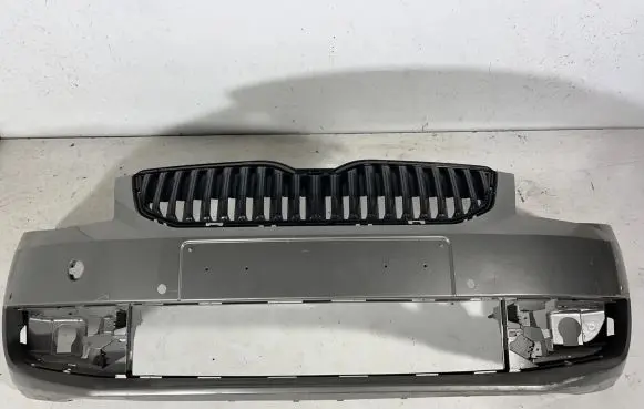 Skoda Octavia Mk3 (5E) Front bumper 5E0807221