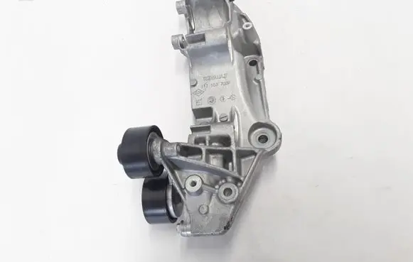 Renault Koleos II Generator/alternator bracket 117103703R