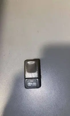 Volvo S70 V70 V70 XC Windscreen/window heater switch 9162952