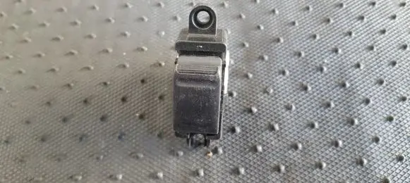 Nissan Almera Tino Electric window control switch