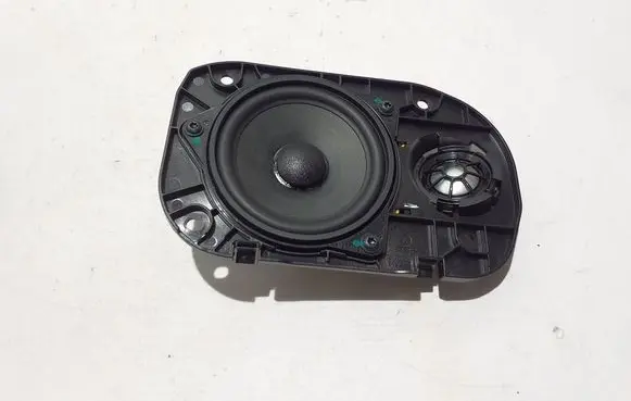 BMW 1 F40 Parcel shelf speaker 2622777