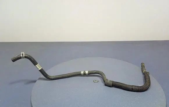 Engine coolant pipe/hose