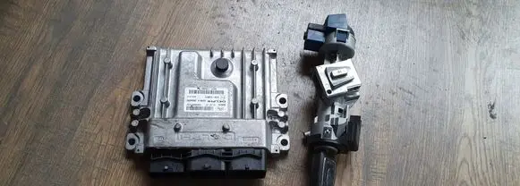 Ford Galaxy Engine control unit/module G2614120127 97RI010012