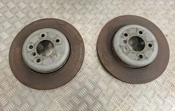 BMW 5 F10 F11 Rear brake disc 0986479