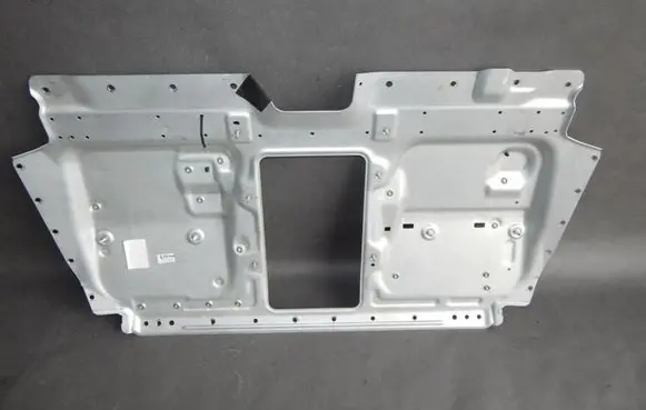Audi A8 S8 D4 4H Trunk separation 4H4813501B