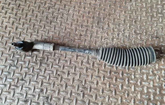Volkswagen Golf VI Steering tie rod 