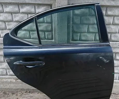 Lexus IS 220D-250-350 Rear door IS350
