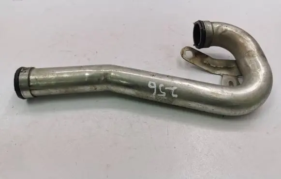 Nissan Qashqai EGR valve line/pipe/hose 744818