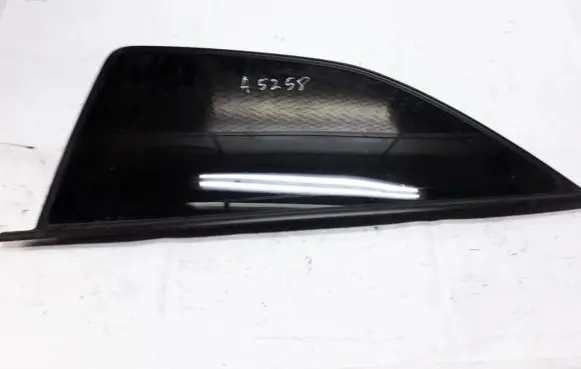 Opel Astra G Rear side window