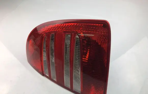 Skoda Superb B5 (3U) Rear/tail lights 3U5945096