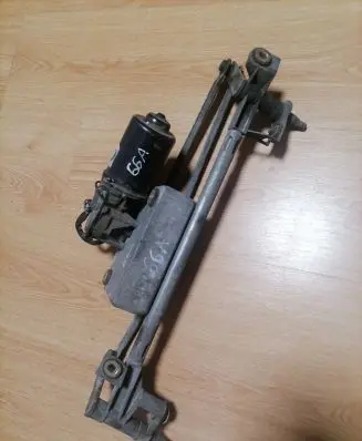Renault Espace II Front wiper linkage and motor