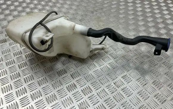 Volvo V60 Windshield washer fluid reservoir/tank 31253218