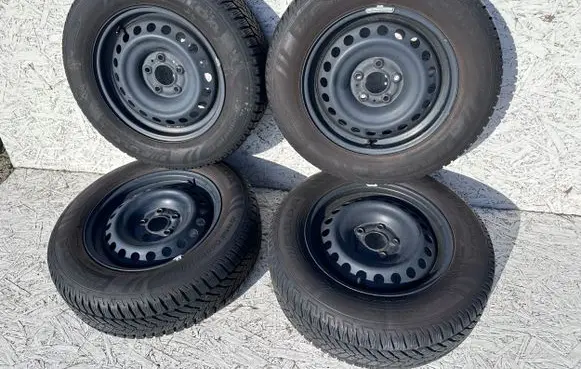 Renault Kadjar R16 alloy rim 