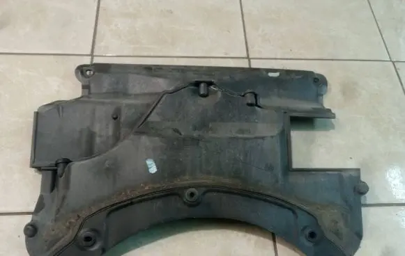 BMW 7 F01 F02 F03 F04 Heat shield in engine bay 7188421 74850610