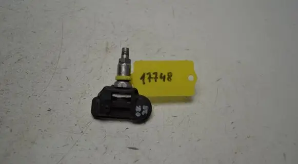 Opel Zafira C Tire pressure sensor 13581560