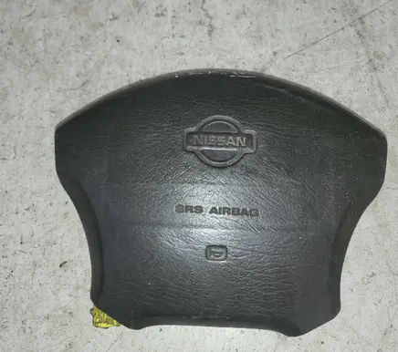 Nissan Terrano Steering wheel airbag 6012384