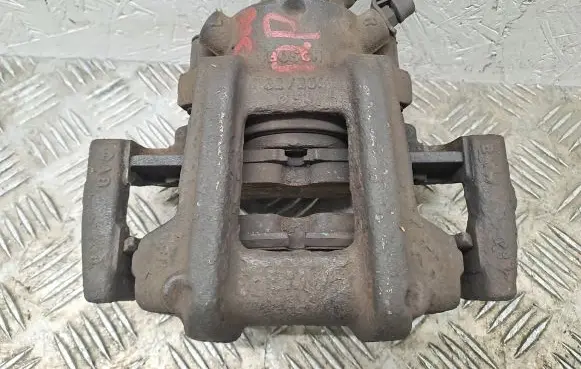 BMW 1 F20 F21 Front brake caliper W09104 22284