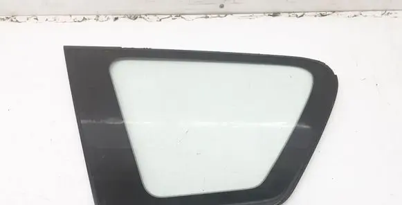 Toyota Avensis Verso Rear side window 43R005834
