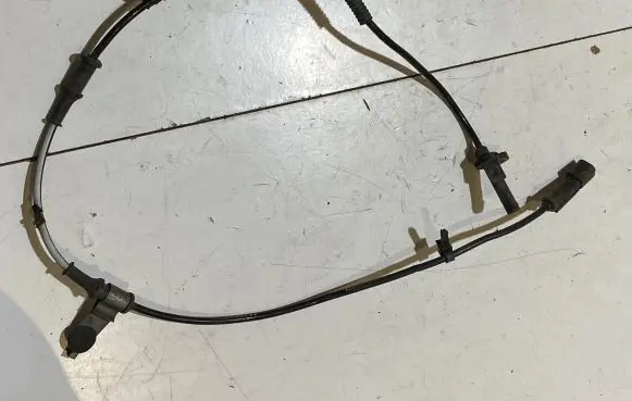 Ford Mustang VI ABS brake wheel speed sensor FR3C2C204AC