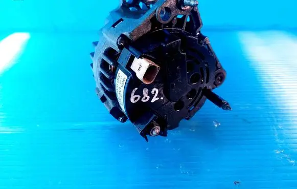 Skoda Octavia Mk1 (1U) Generator/alternator 030903023J 2542241C 08325