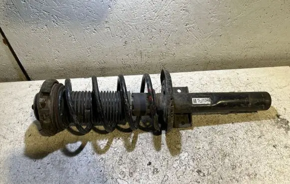 Volkswagen Polo Front shock absorber/damper 6Q0413031BM 26L4K1
