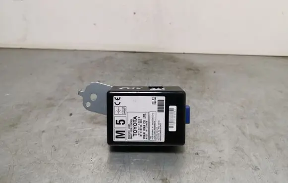 Toyota RAV 4 (XA40) Other control units/modules 8974042050