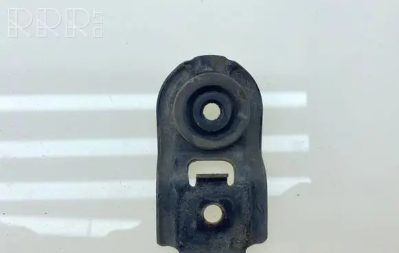 Subaru Outback Radiator mount bracket 45124AG00A 45135AE03A 45135AE030