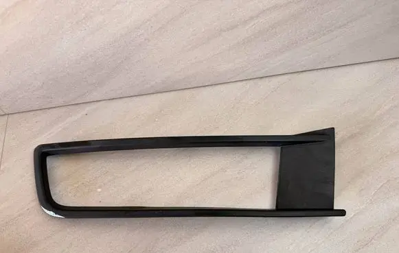 Volkswagen Touran III Front fog light trim/grill 5TA853665C