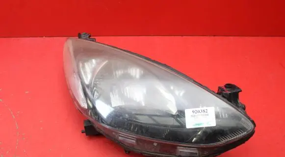 Mazda 2 Headlight/headlamp D65151030