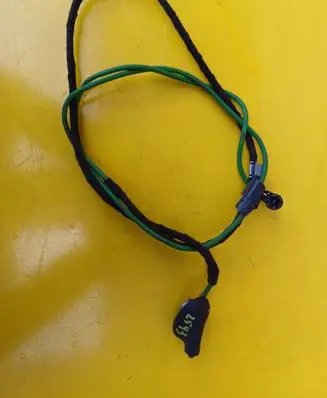 Ford C-MAX I Radio antenna