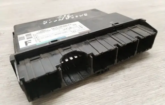 Ford Focus Comfort/convenience module 1S7T15K600FC