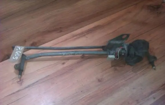 Peugeot 405 Front wiper linkage and motor