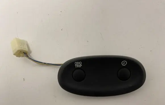 Toyota Yaris Cruise control switch 