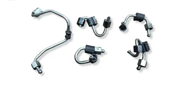 Audi Q5 SQ5 Fuel injector supply line/pipe 05L302D 05L304D