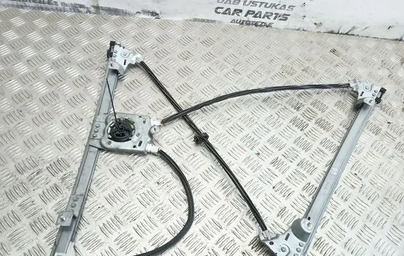 Renault Vel Satis Front window lifting mechanism without motor