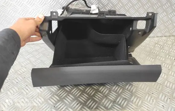 Peugeot 3008 II Glove box 1032300218483