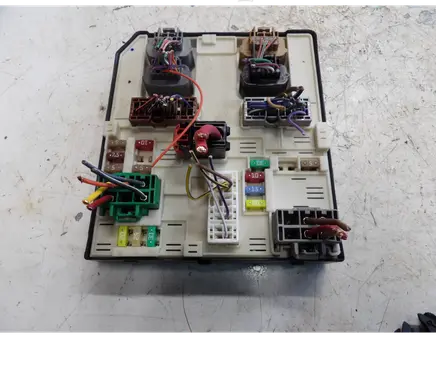 Renault Master III Fuse module 284B67365R 519542F17 5566034498