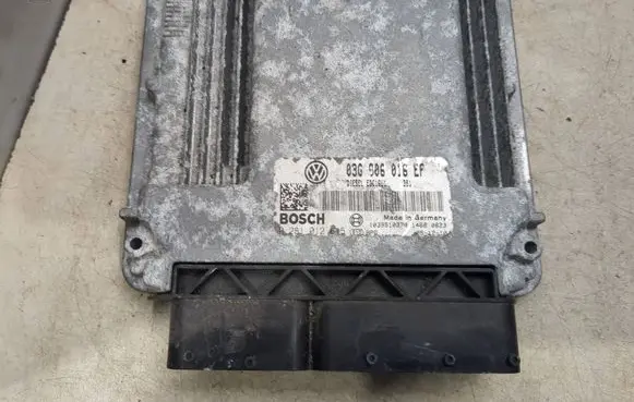 Volkswagen Golf V Engine control unit/module 03G906016EF 1039S10378 0281012615