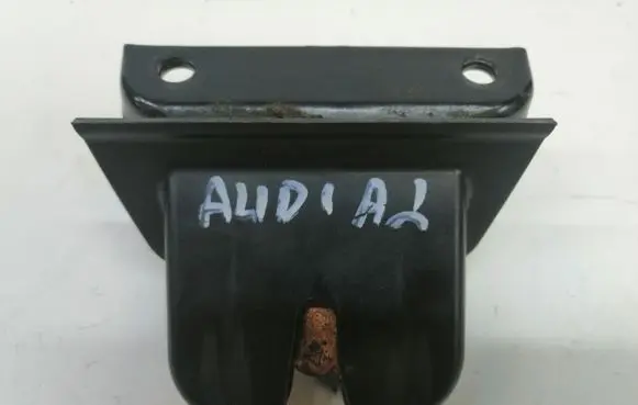 Tailgate/trunk/boot lock/catch/latch