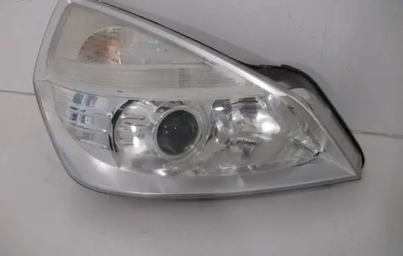 Renault Espace IV Headlight/headlamp 8200394717