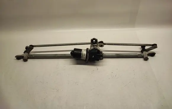 Front wiper linkage and motor