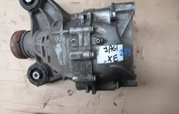 Jaguar XE Rear differential GX734A213FB